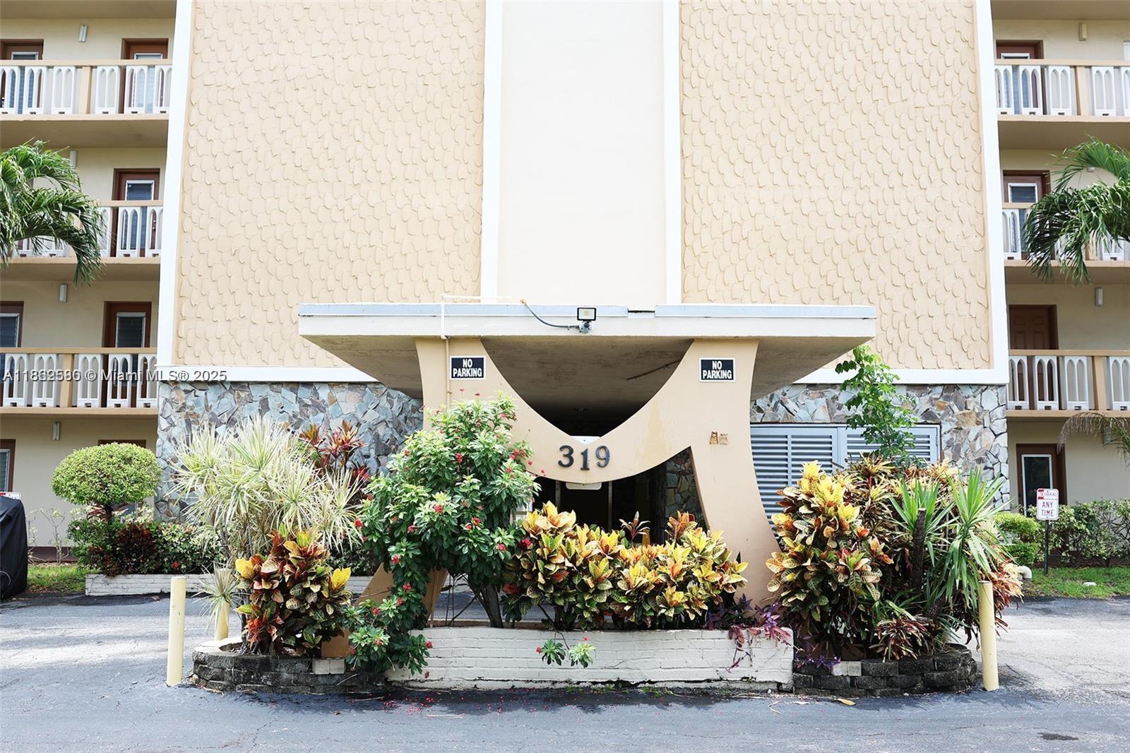 MEADOWBROOK TOWERS CONDO - Residential