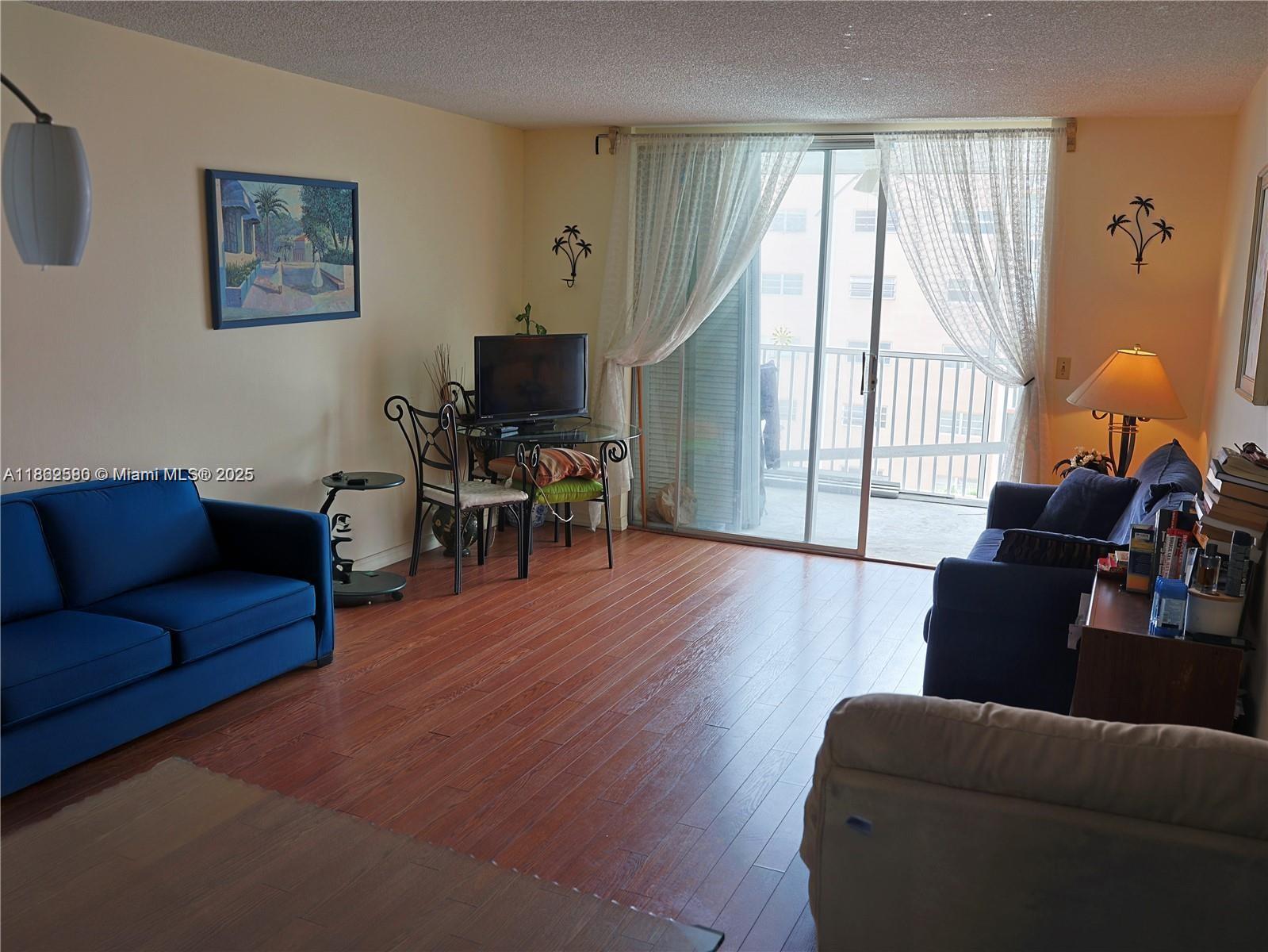 MEADOWBROOK TOWERS CONDO - Residential