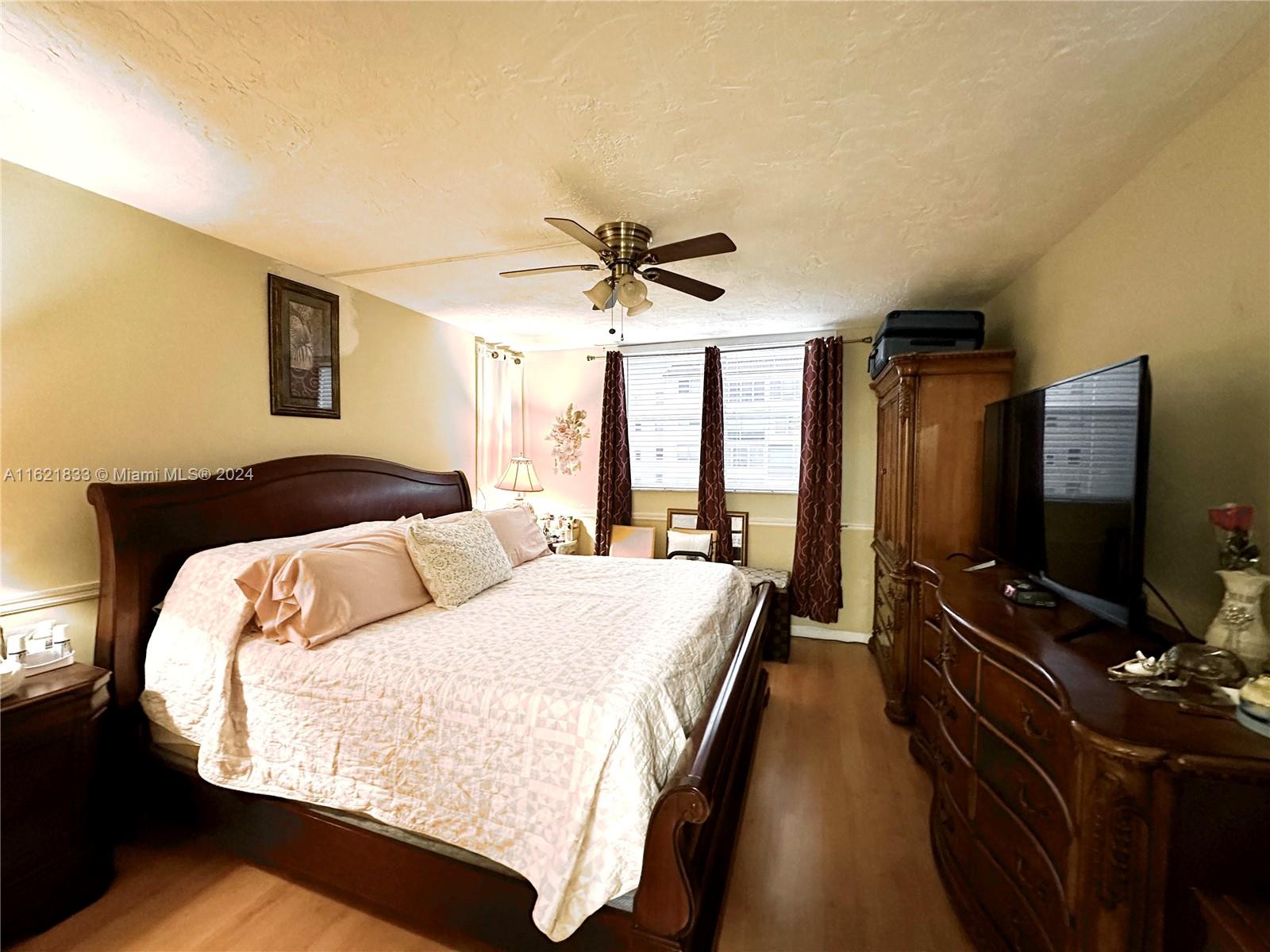 SOMERSET NO 2 CONDO - Residential