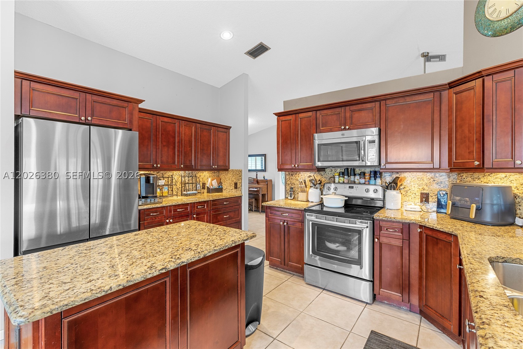 MELALEUCA ISLES - Residential