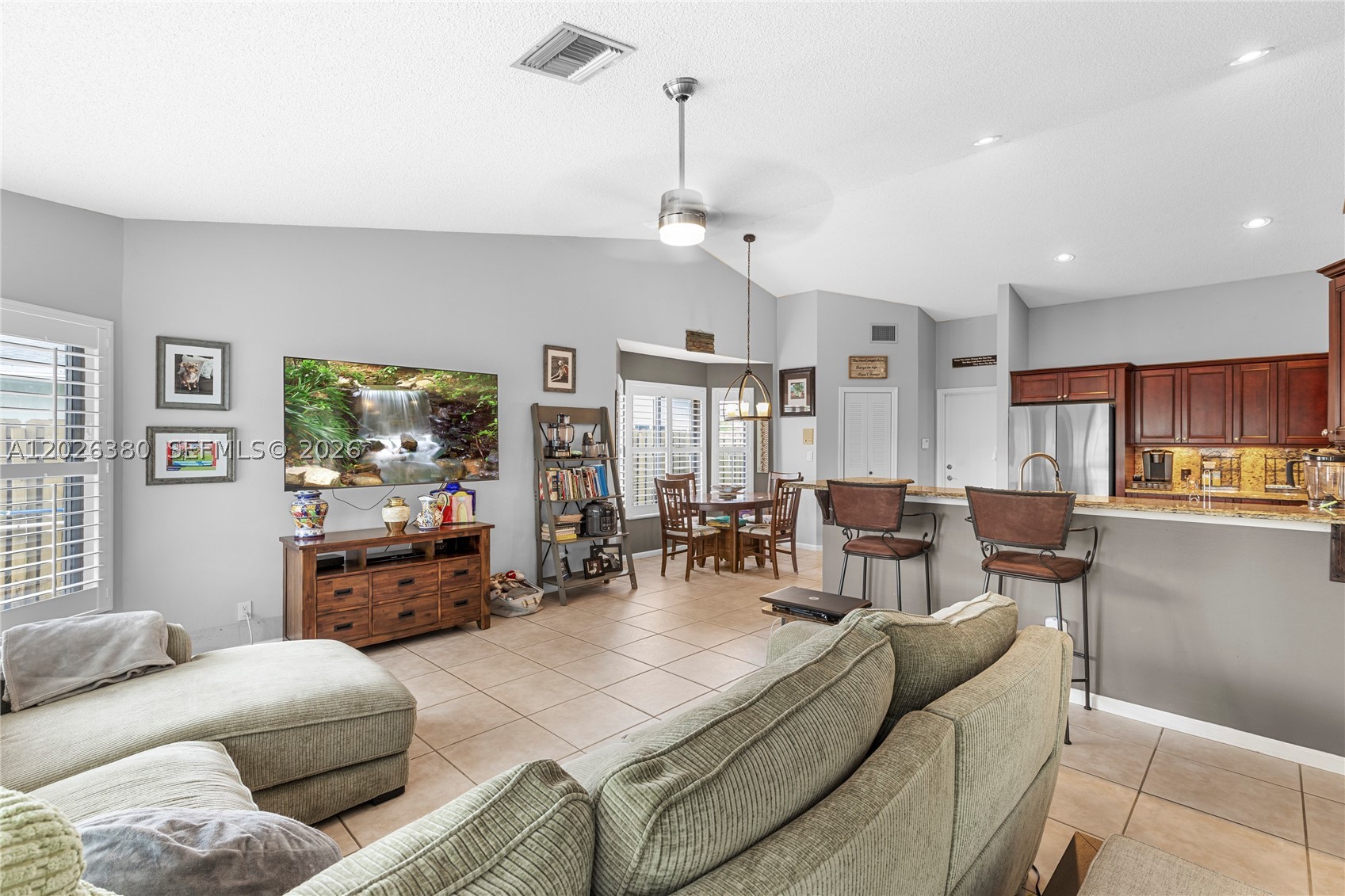 MELALEUCA ISLES - Residential