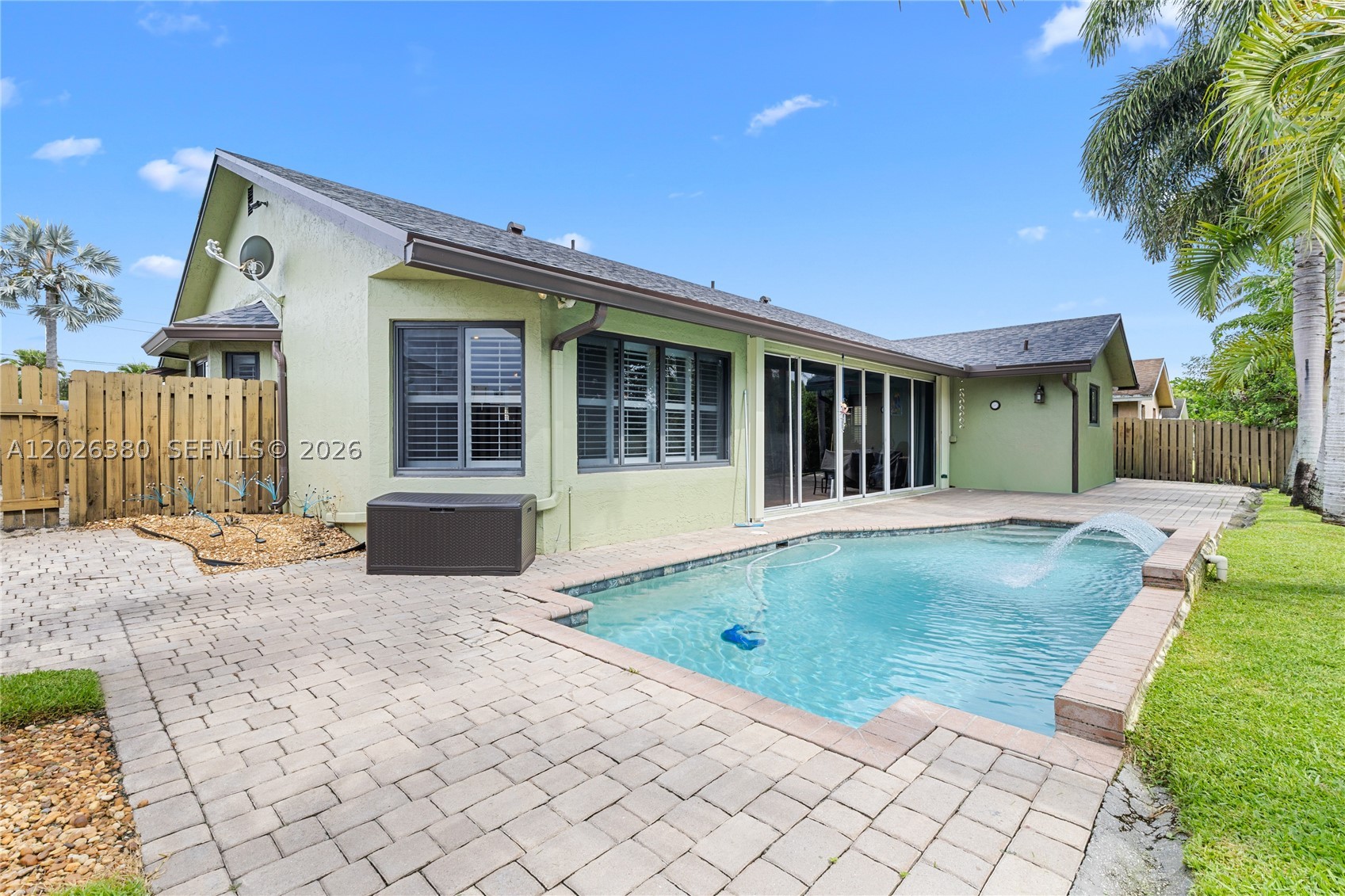 MELALEUCA ISLES - Residential