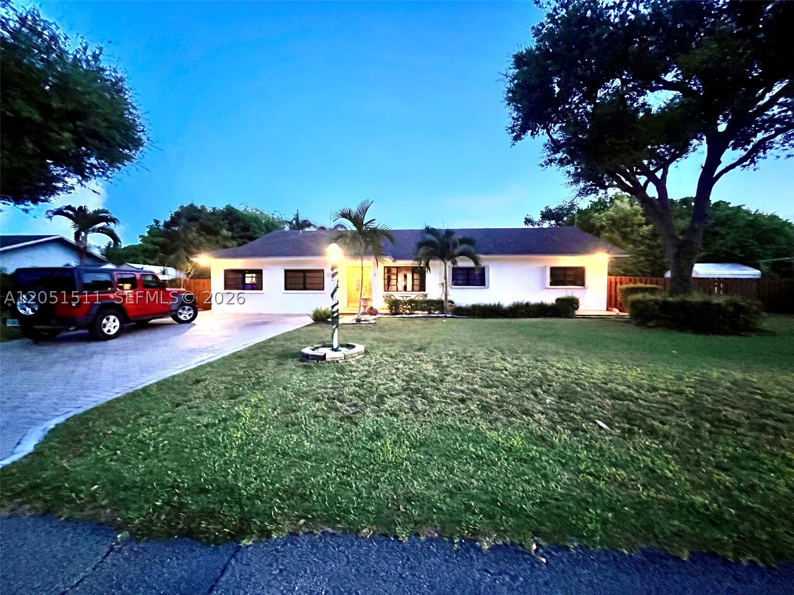REDLANDS MANSIONS 1ST ADD - Residential