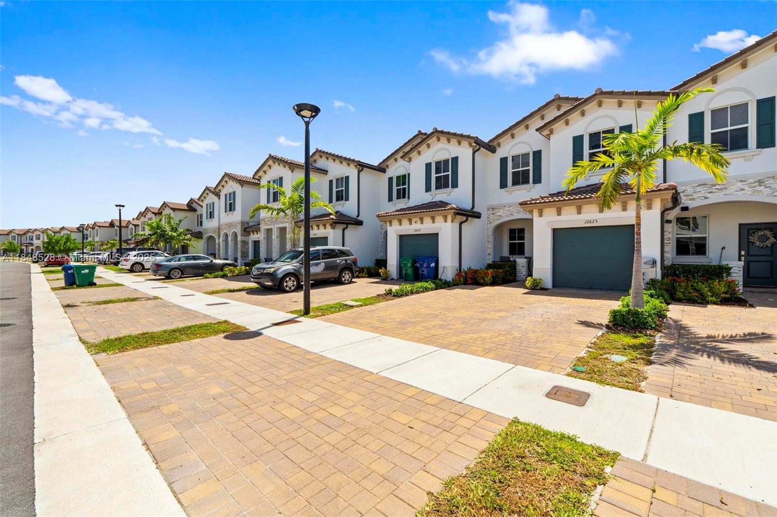 GOLF PARK SEC 1 - Residential