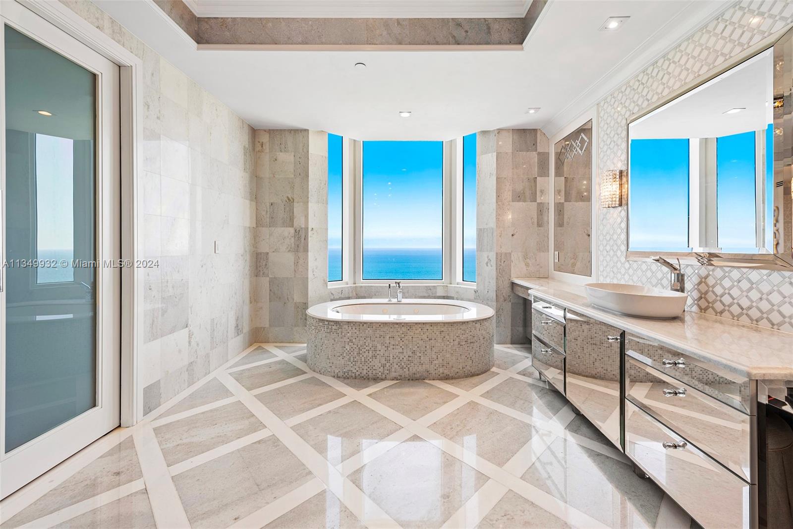 ACQUALINA OCEAN RESIDENCE - Residential