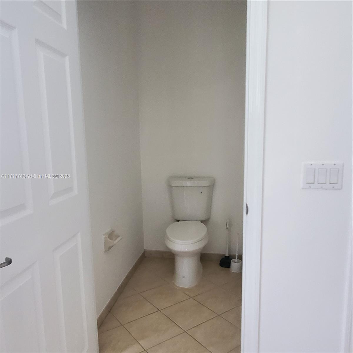 ARUBA AT OASIS - Residential Lease