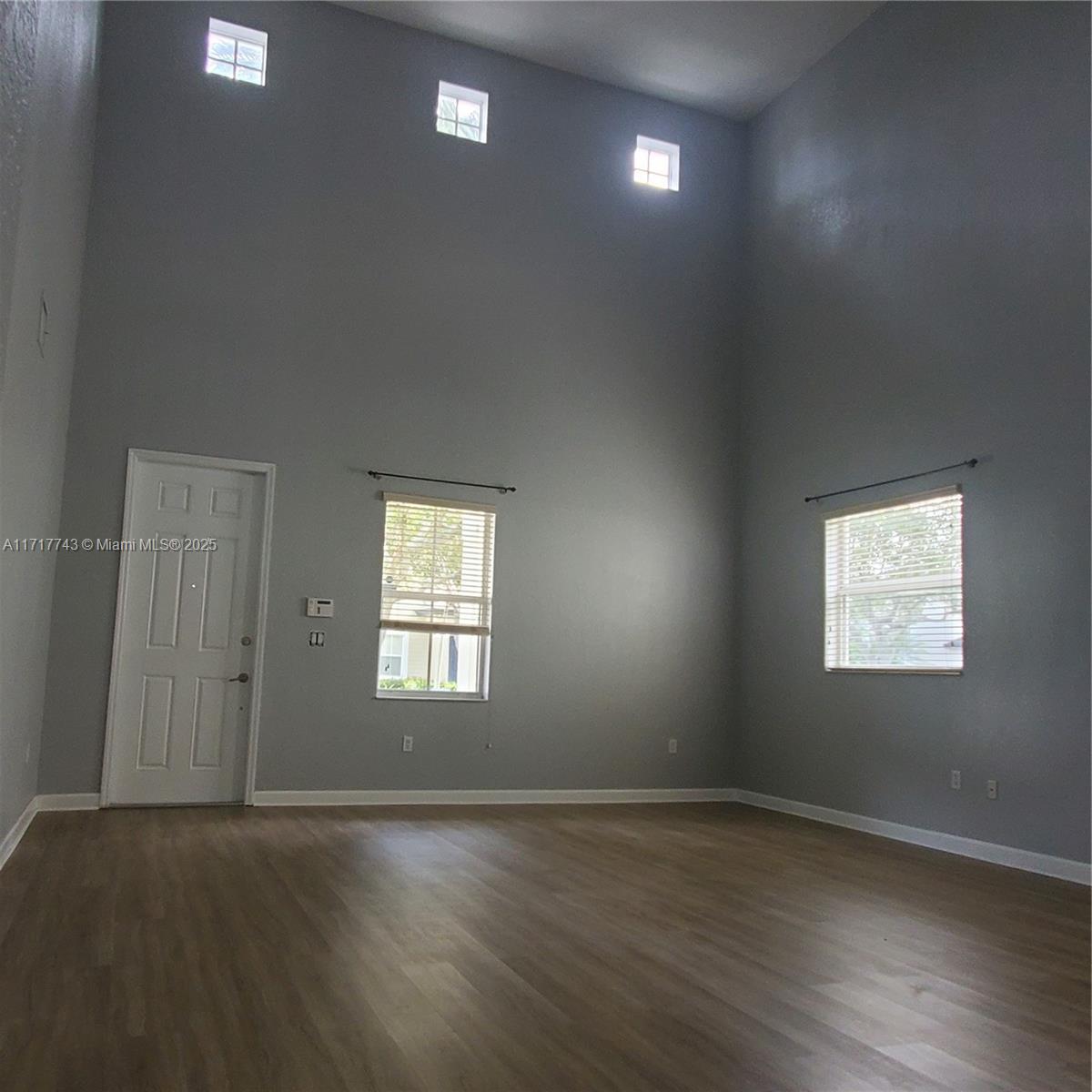 ARUBA AT OASIS - Residential Lease