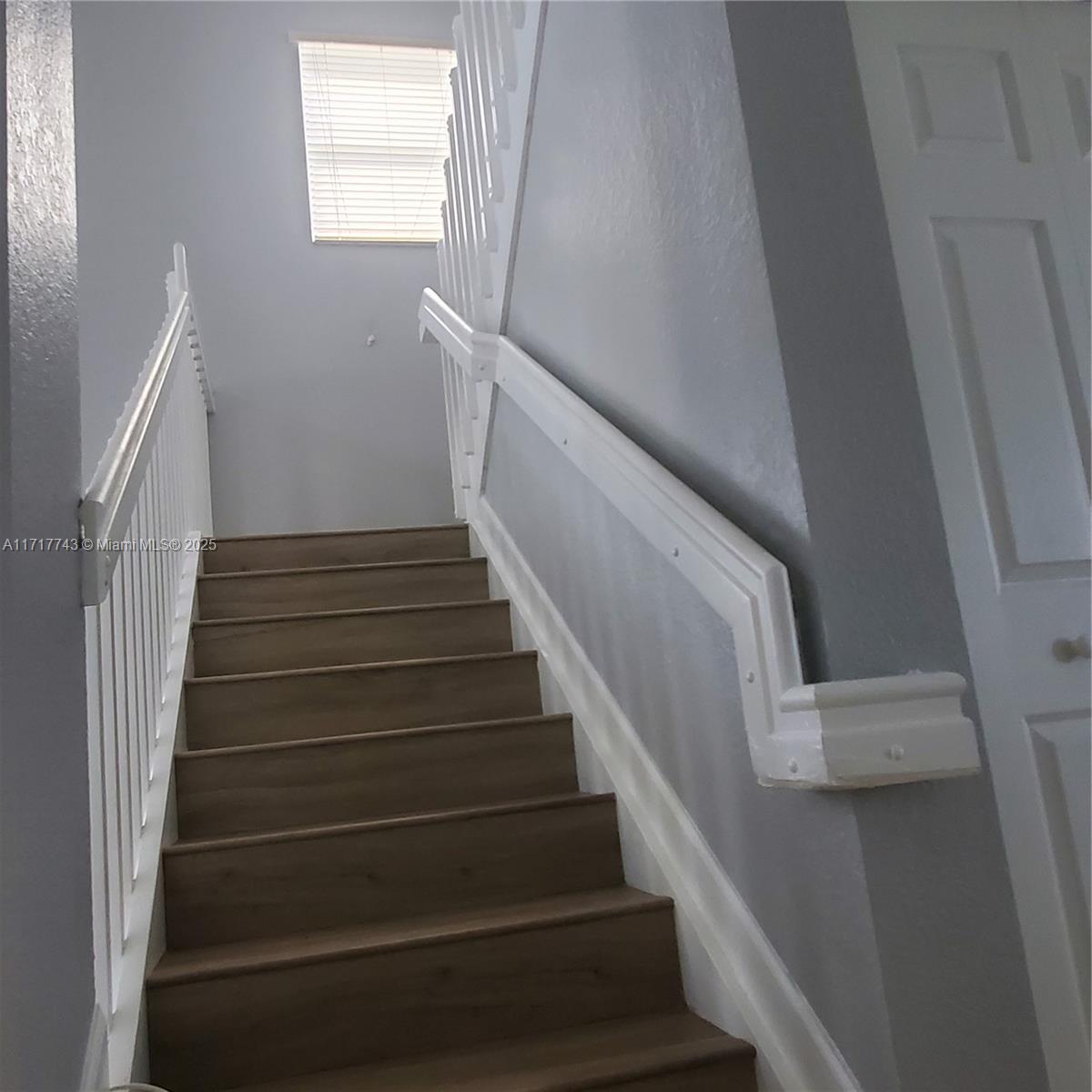 ARUBA AT OASIS - Residential Lease