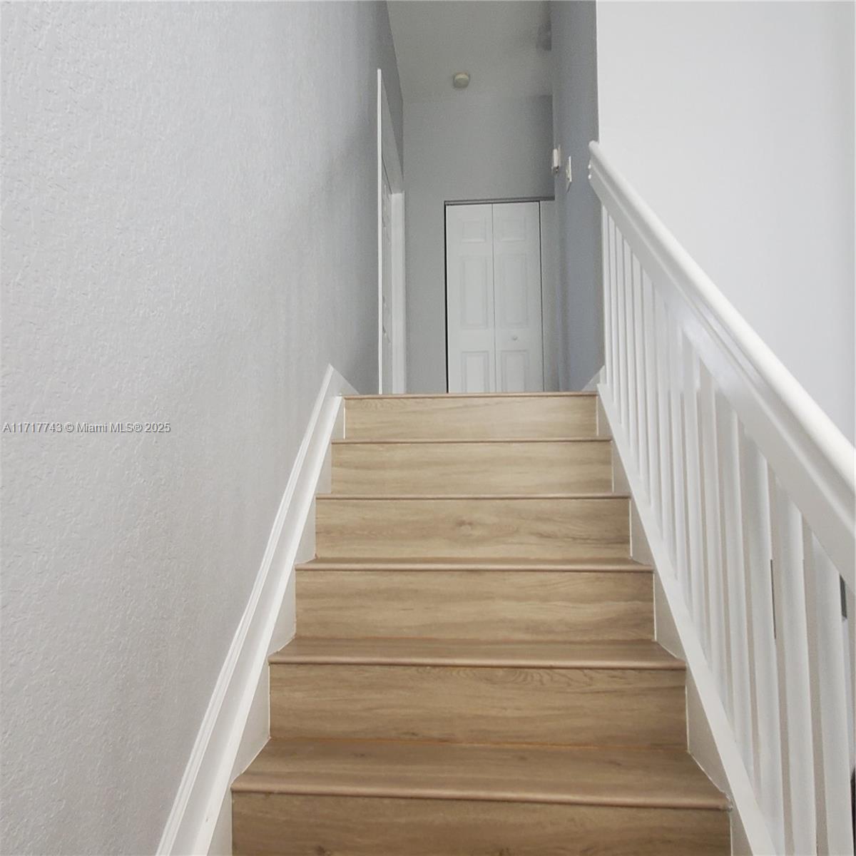 ARUBA AT OASIS - Residential Lease