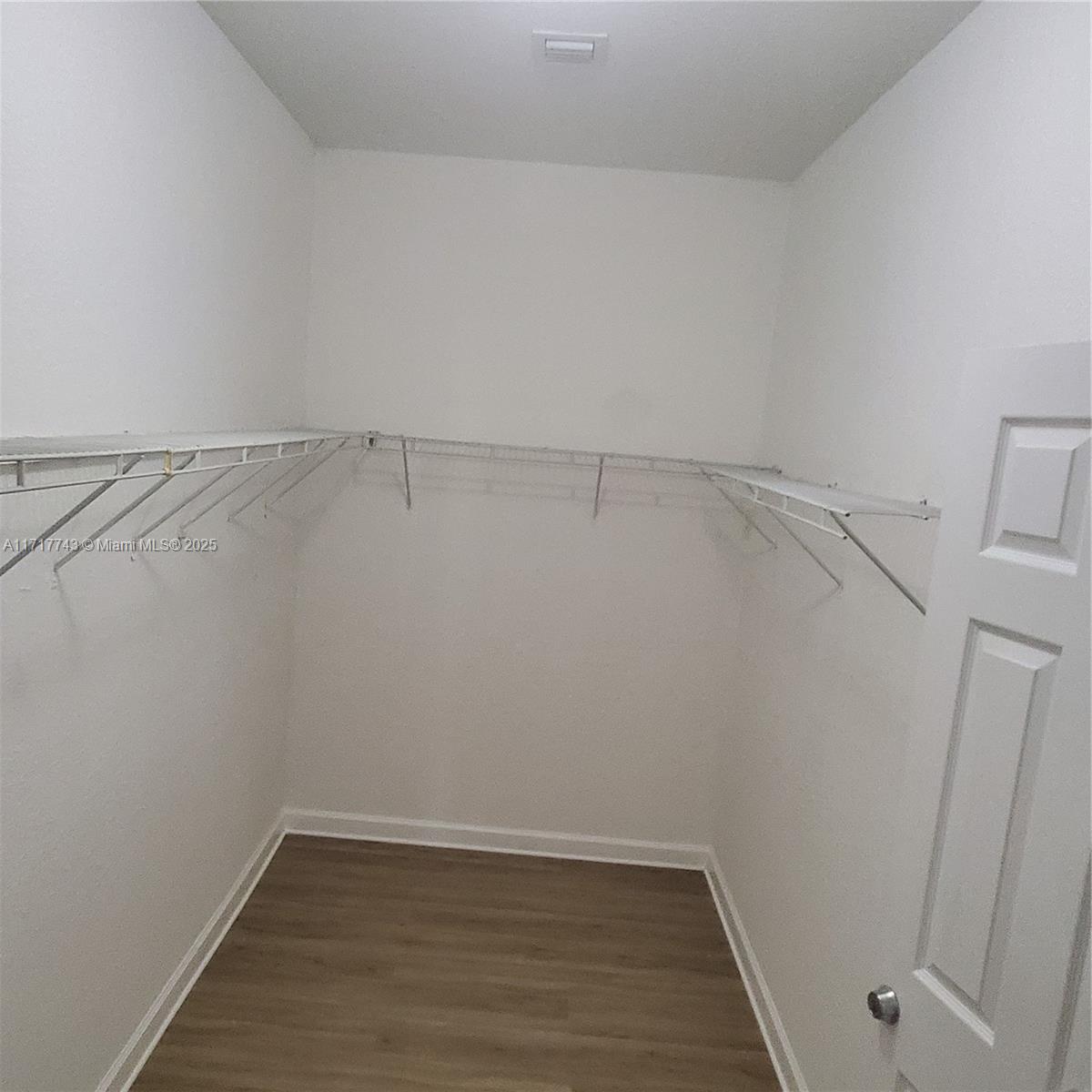 ARUBA AT OASIS - Residential Lease