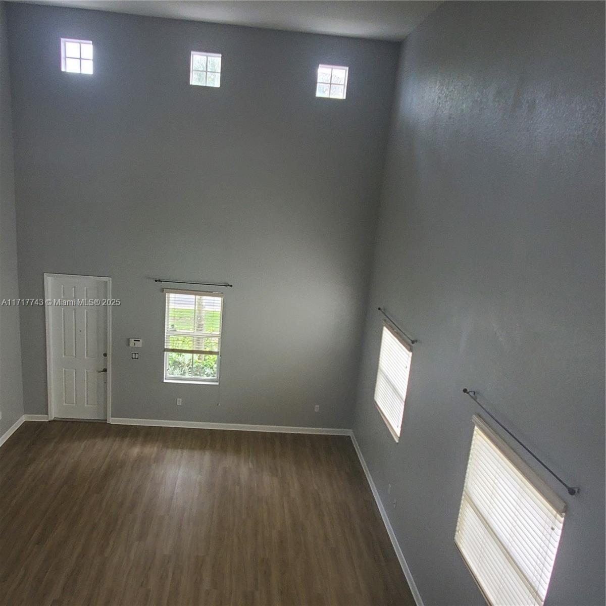 ARUBA AT OASIS - Residential Lease