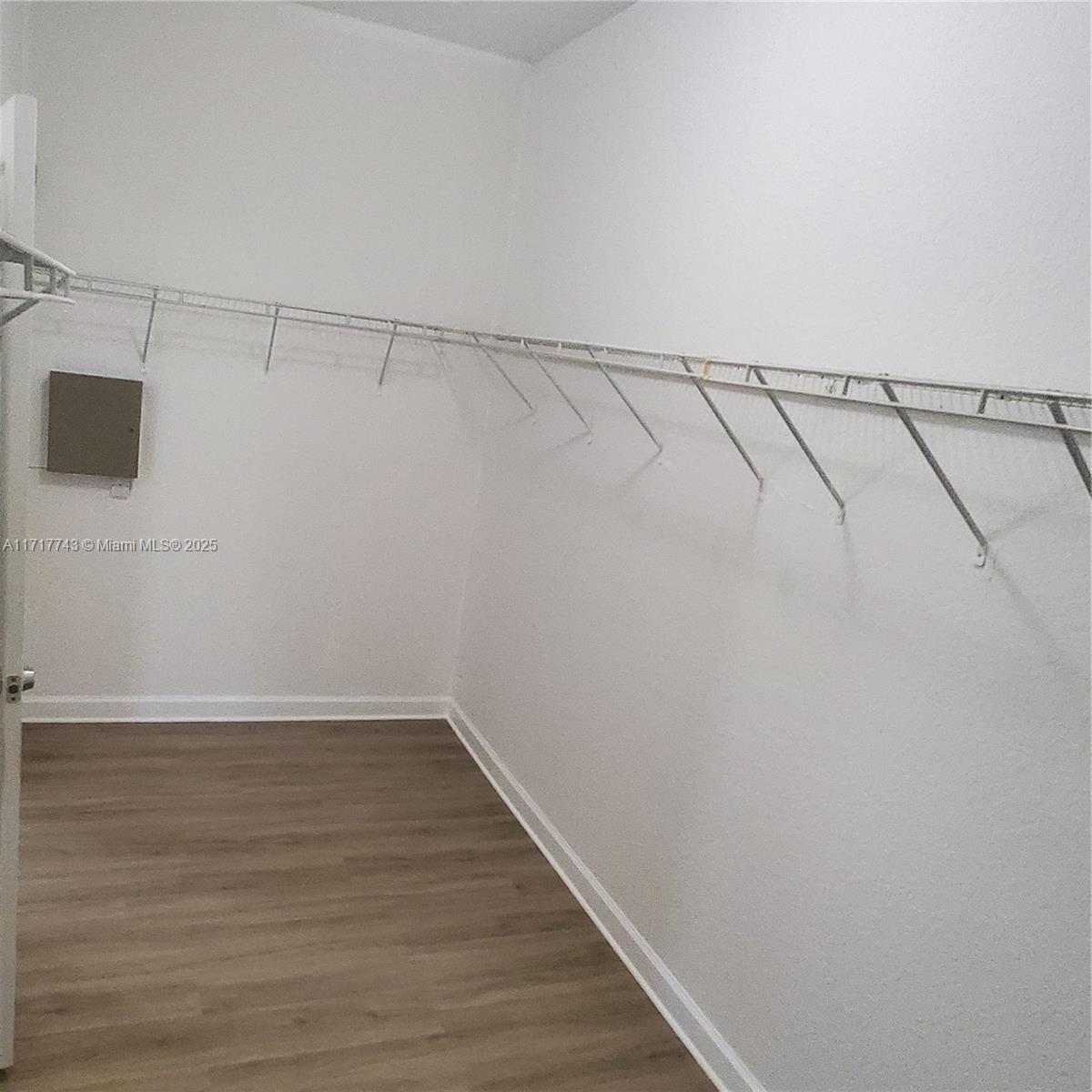 ARUBA AT OASIS - Residential Lease
