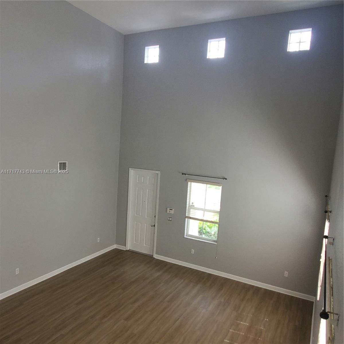 ARUBA AT OASIS - Residential Lease