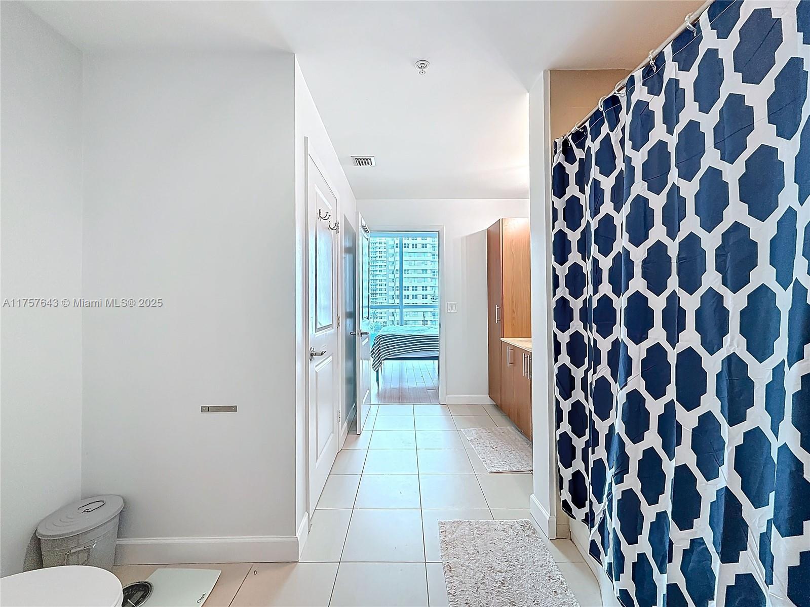 OCEAN MARINE YACHT CLUB C - Residential