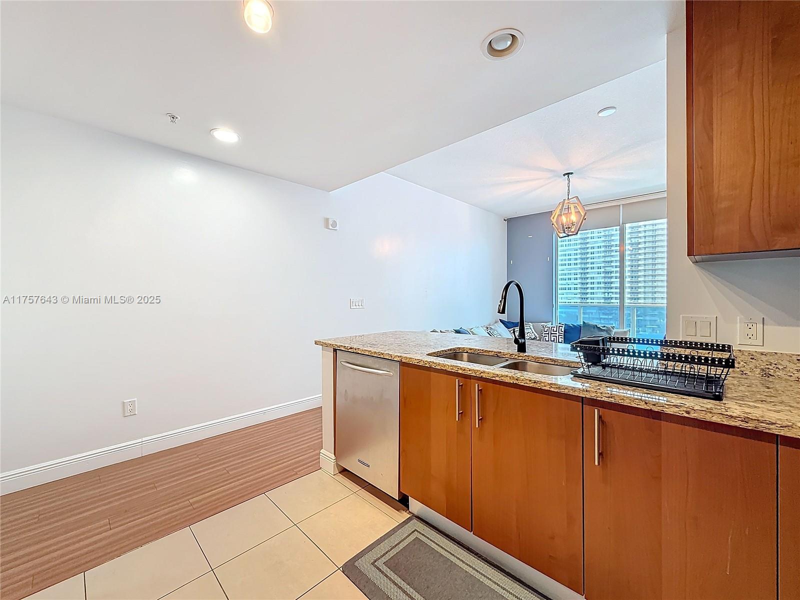 OCEAN MARINE YACHT CLUB C - Residential