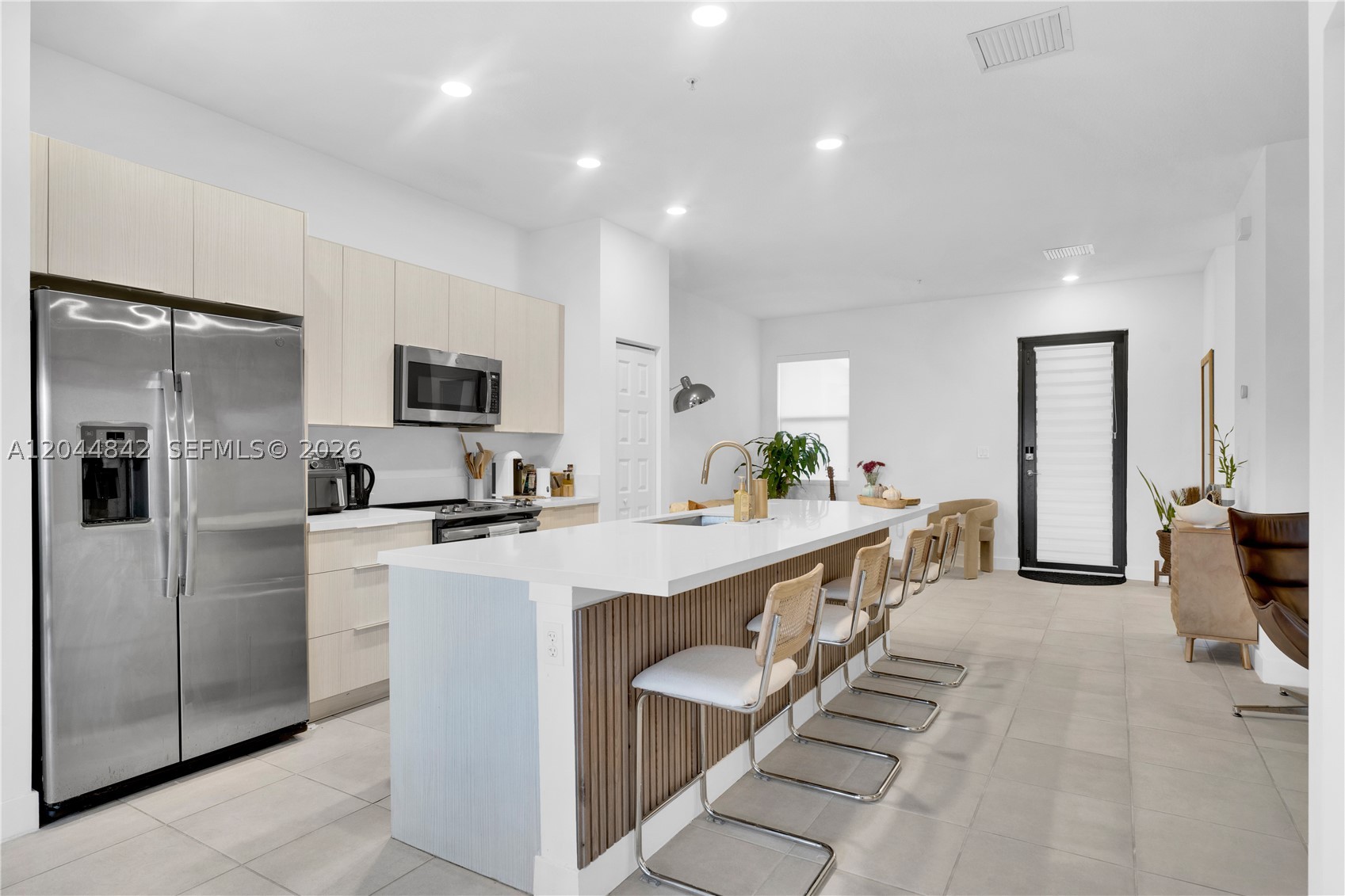 APEX AT PARK CENTRAL COND - Residential