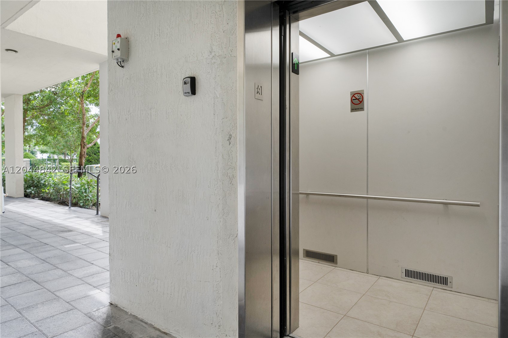 APEX AT PARK CENTRAL COND - Residential