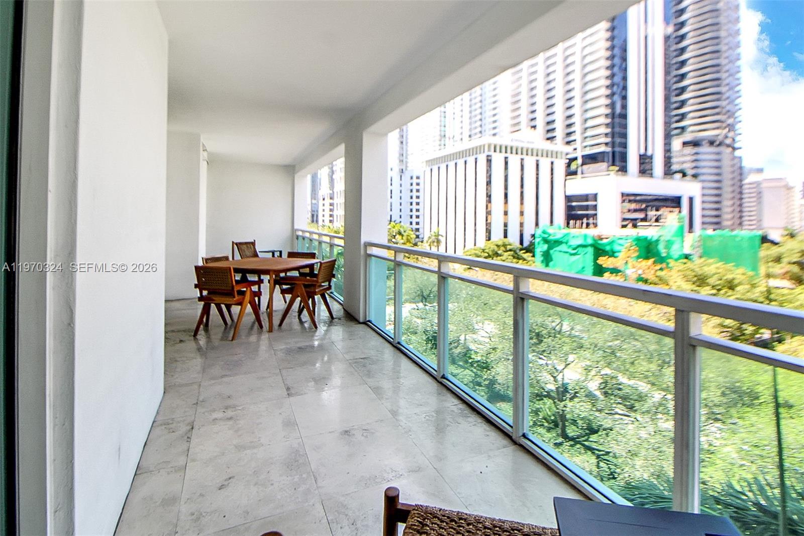 THE PLAZA 901 BRICKELL CO - Residential