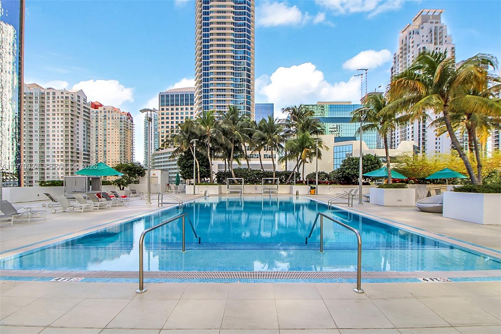 THE PLAZA 901 BRICKELL CO - Residential