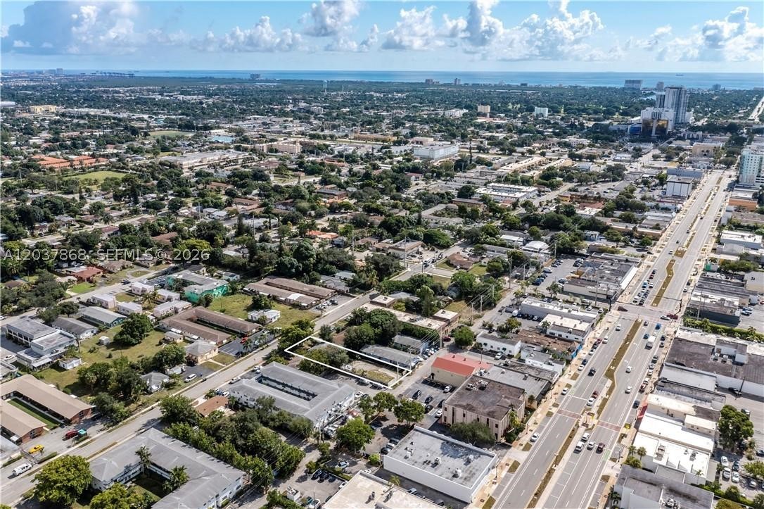 HOLLYWOOD LITTLE RANCHES - Residential Income