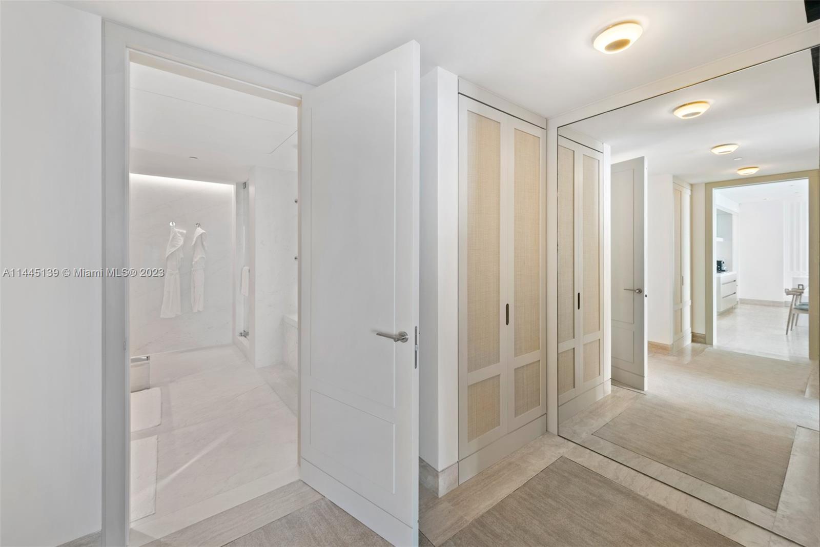 SURF CLUB CONDO - Residential