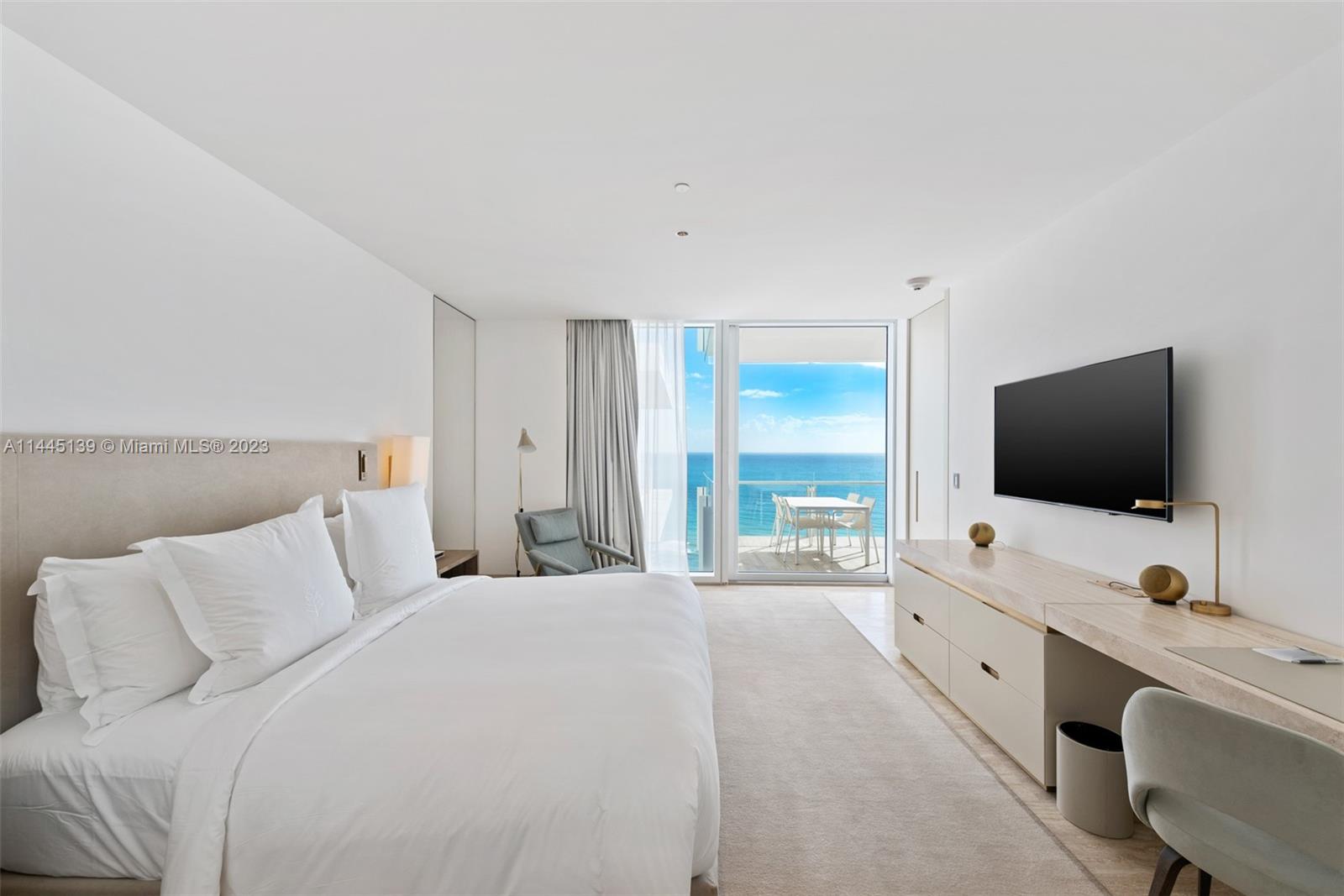 SURF CLUB CONDO - Residential
