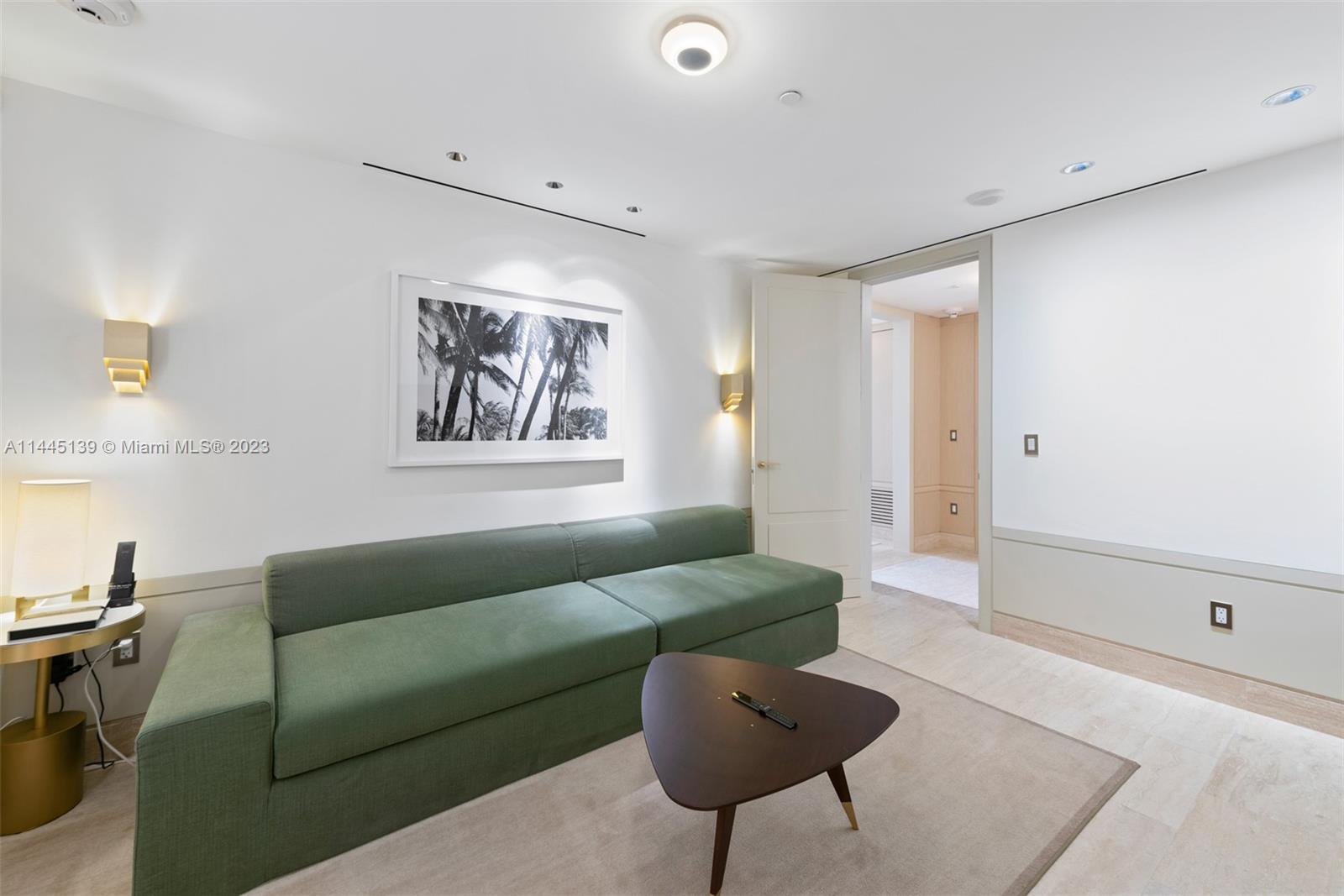 SURF CLUB CONDO - Residential