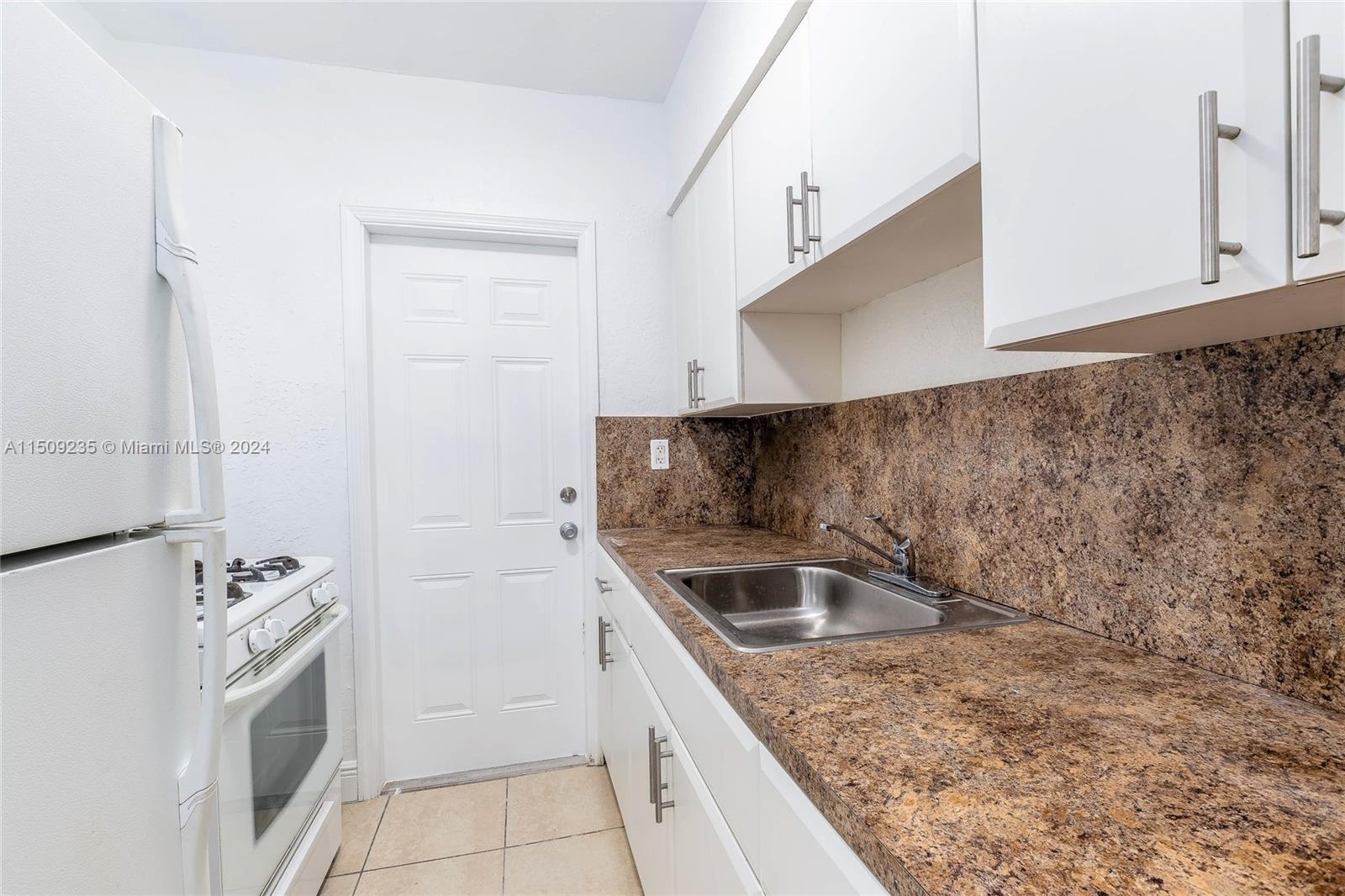 OCEANSIDE SEC ISLE OF NOR - Residential Lease