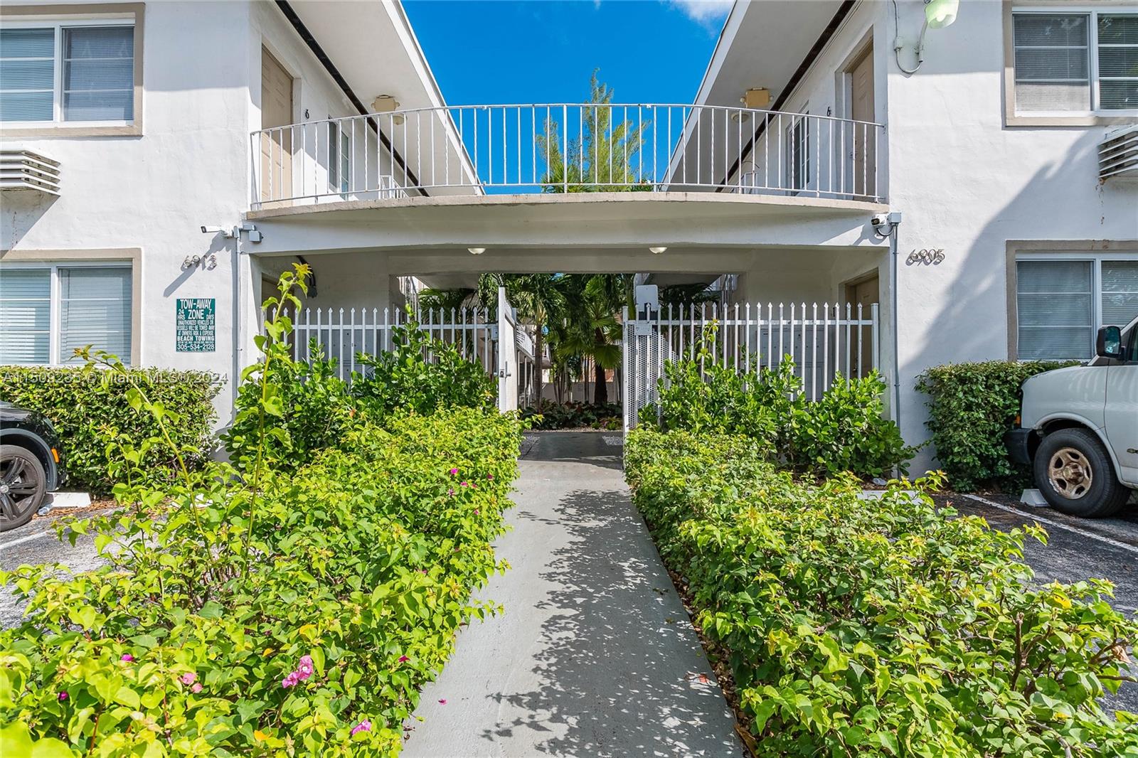 OCEANSIDE SEC ISLE OF NOR - Residential Lease