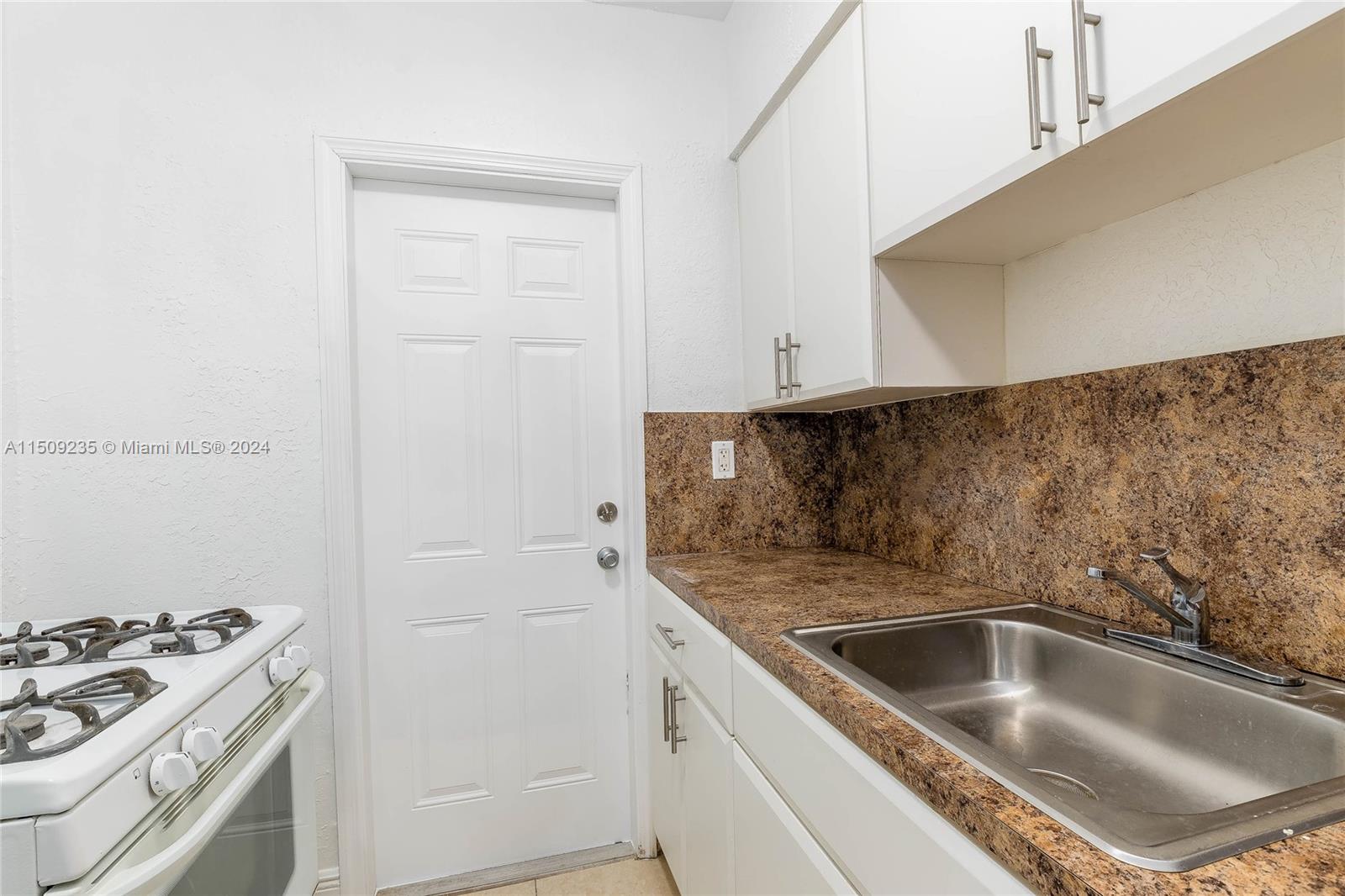 OCEANSIDE SEC ISLE OF NOR - Residential Lease