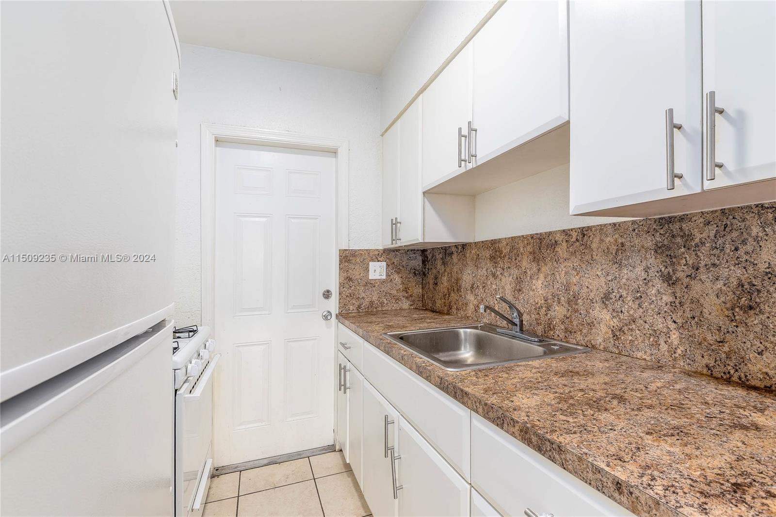 OCEANSIDE SEC ISLE OF NOR - Residential Lease