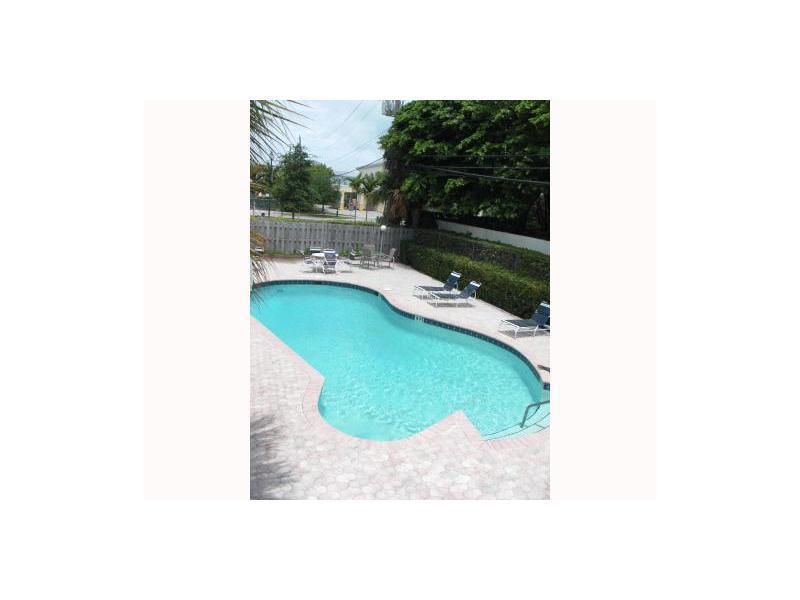 CRANDON TOWER CONDO - Residential Lease