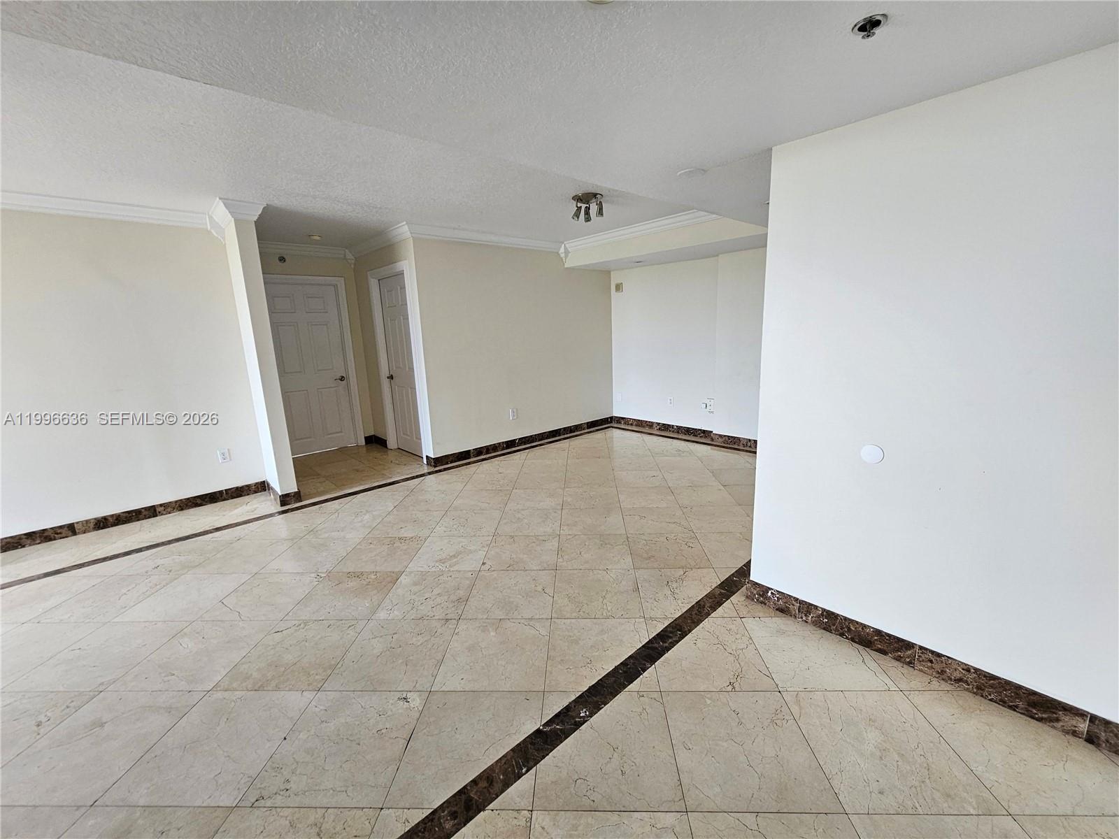 MARBELLA CONDO - Residential