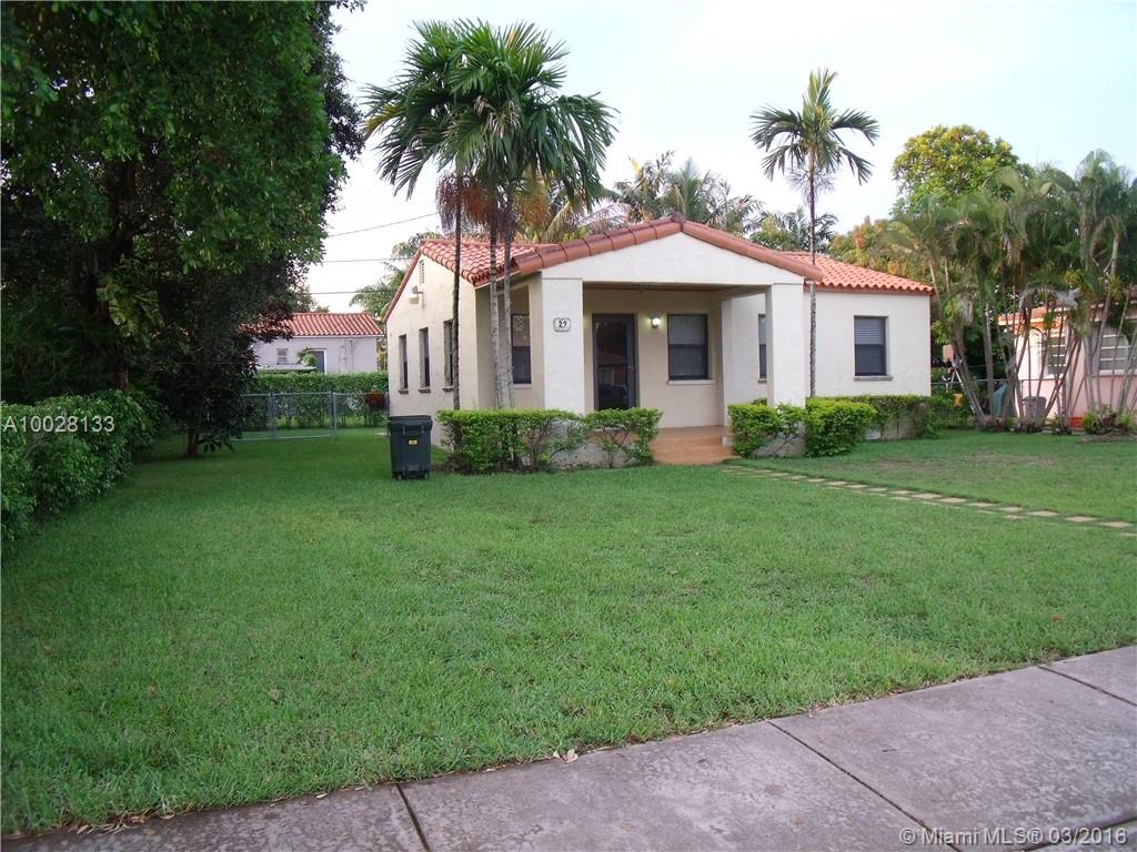 LARGE LOT, MUST TO SEE IT TO APPRECIATED IT, WITH LARGE MASTER BEDROOM