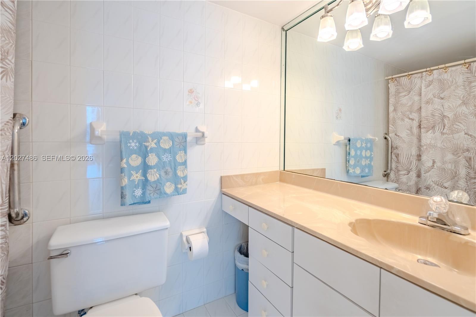 MIRASOL OCEAN TOWERS COND - Residential