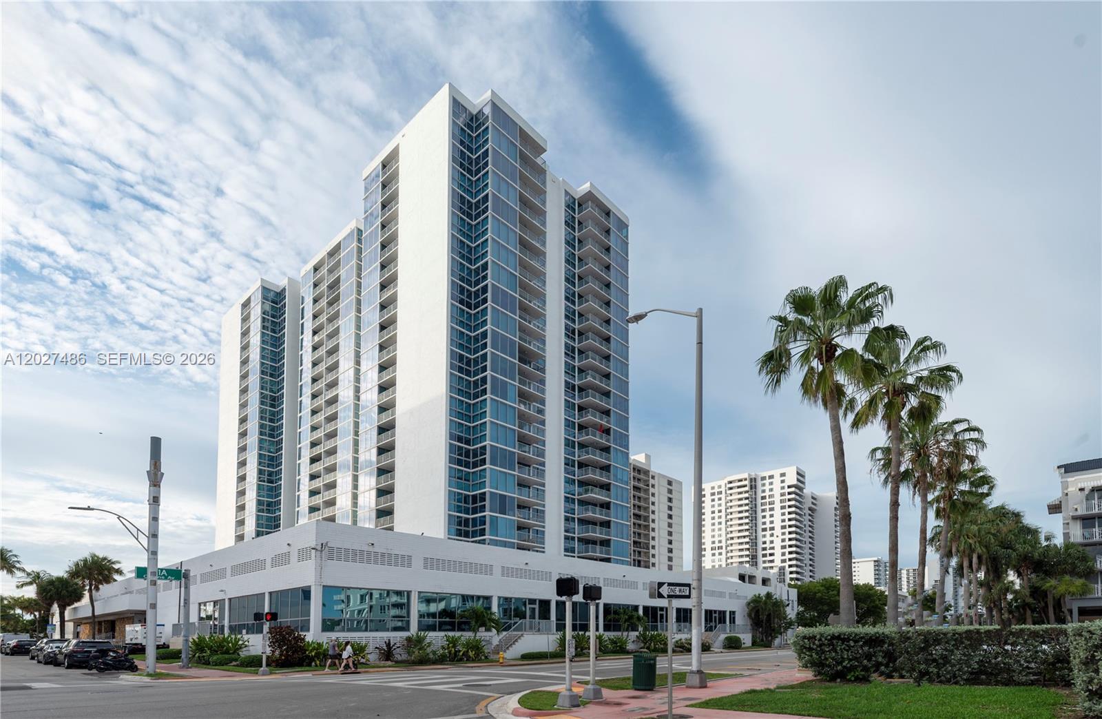 MIRASOL OCEAN TOWERS COND - Residential