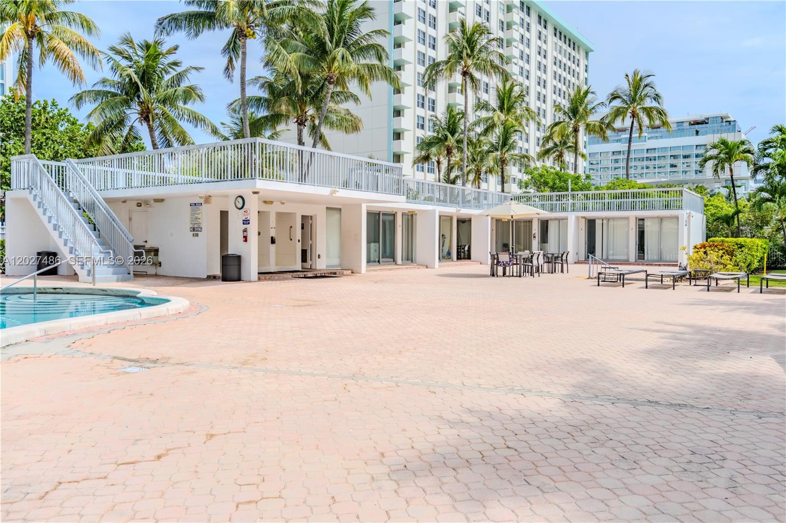 MIRASOL OCEAN TOWERS COND - Residential