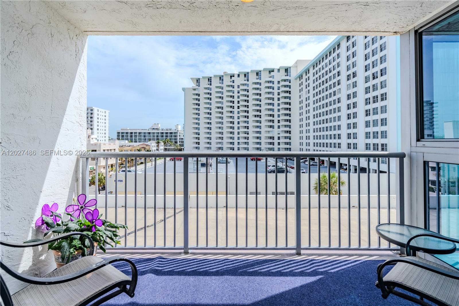 MIRASOL OCEAN TOWERS COND - Residential