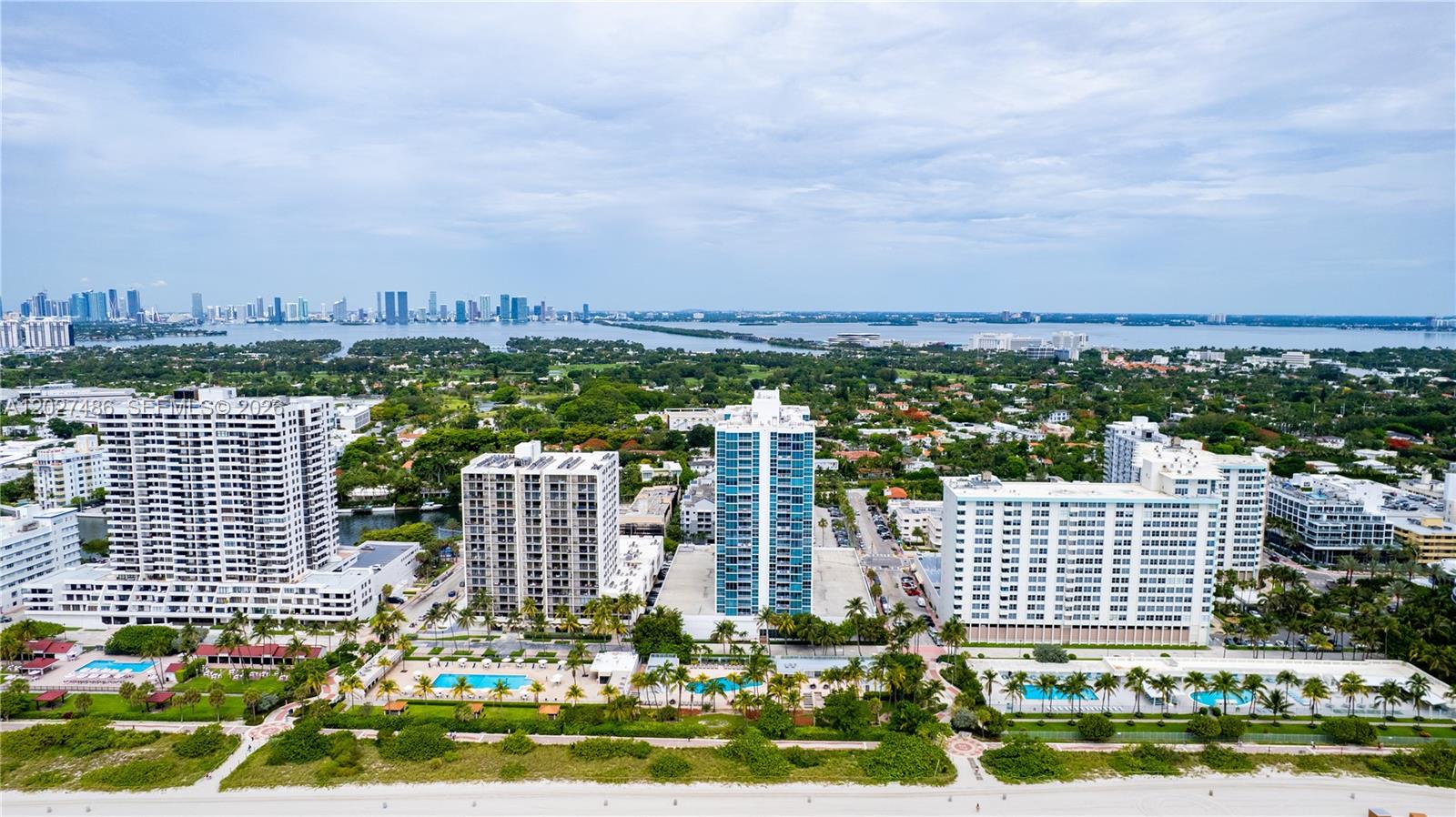 MIRASOL OCEAN TOWERS COND - Residential