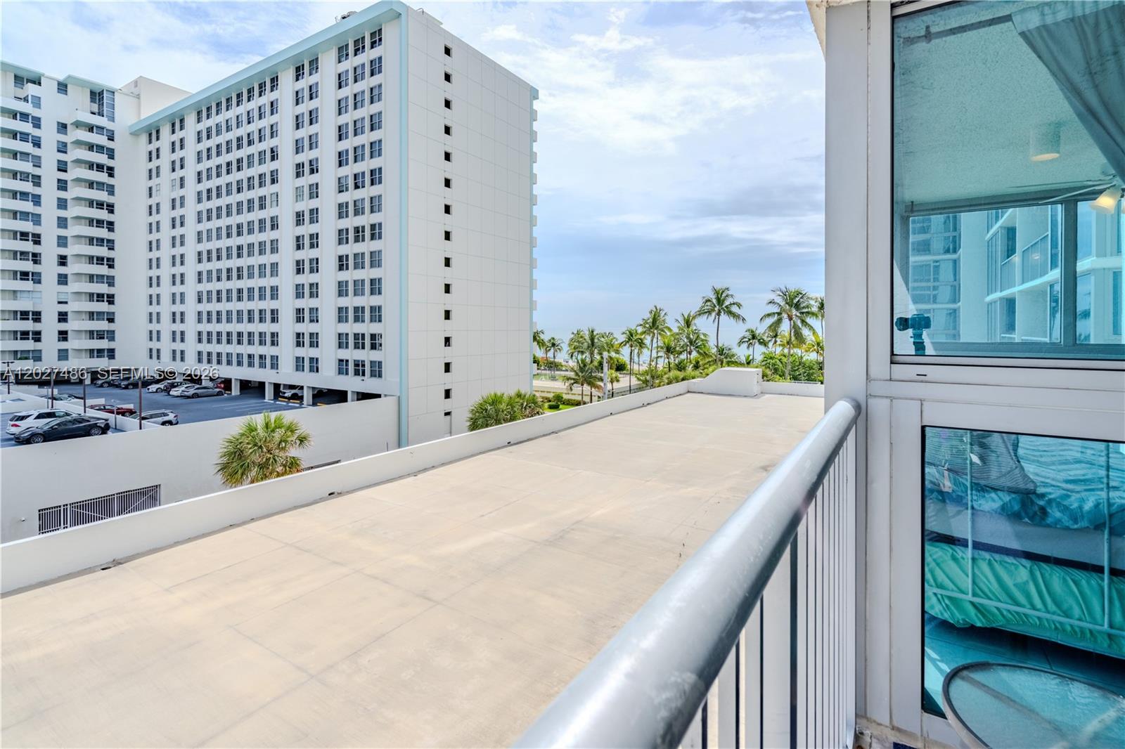 MIRASOL OCEAN TOWERS COND - Residential