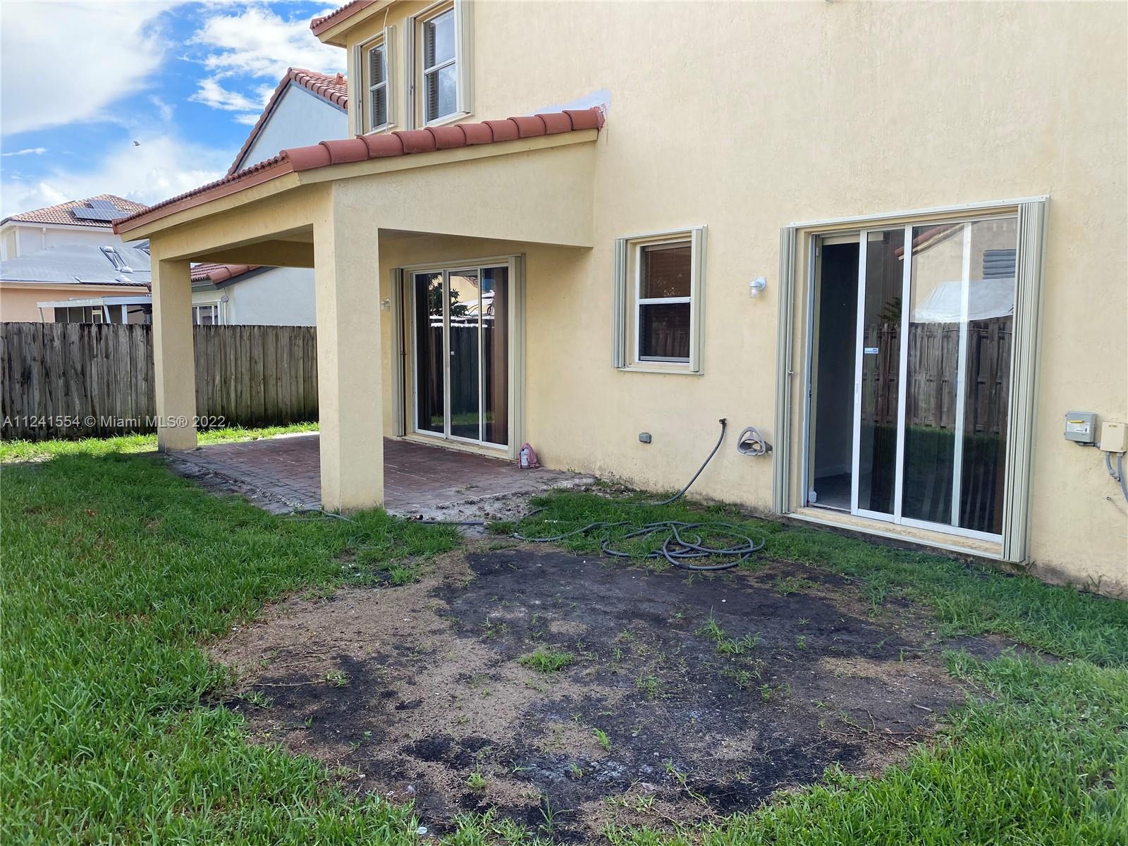 SPICEWOOD SUB - Residential Lease