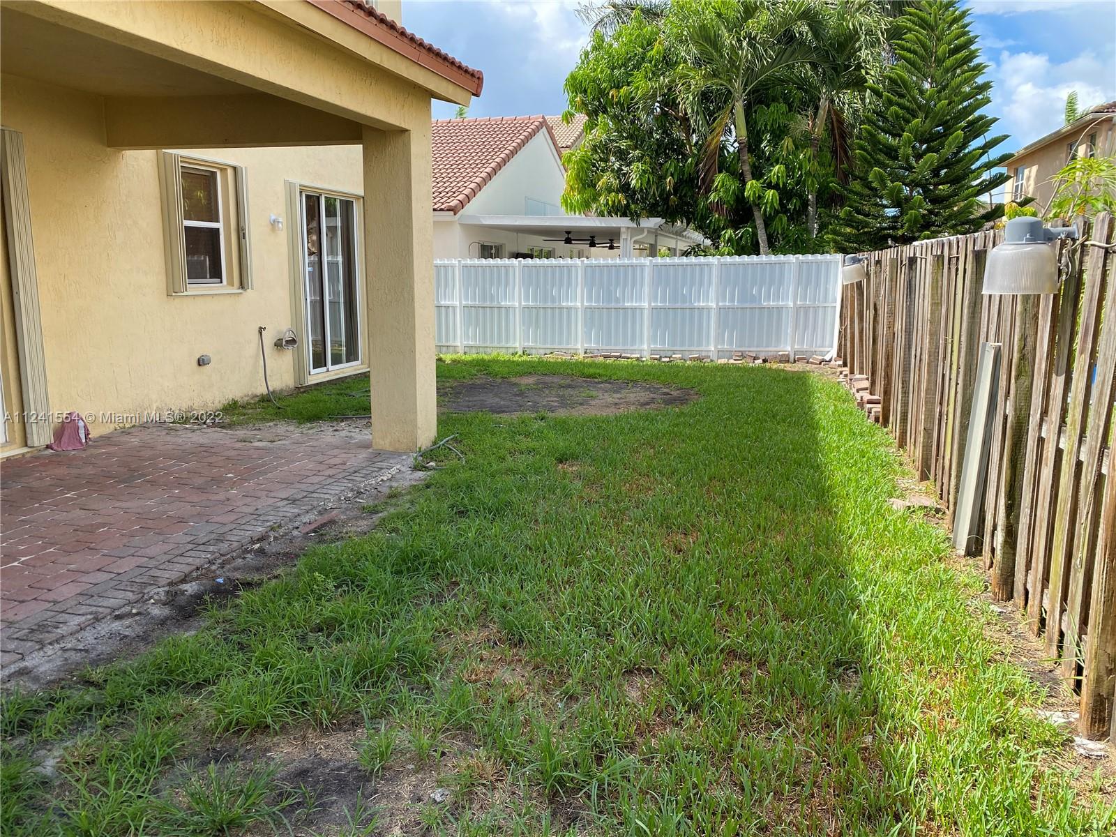 SPICEWOOD SUB - Residential Lease