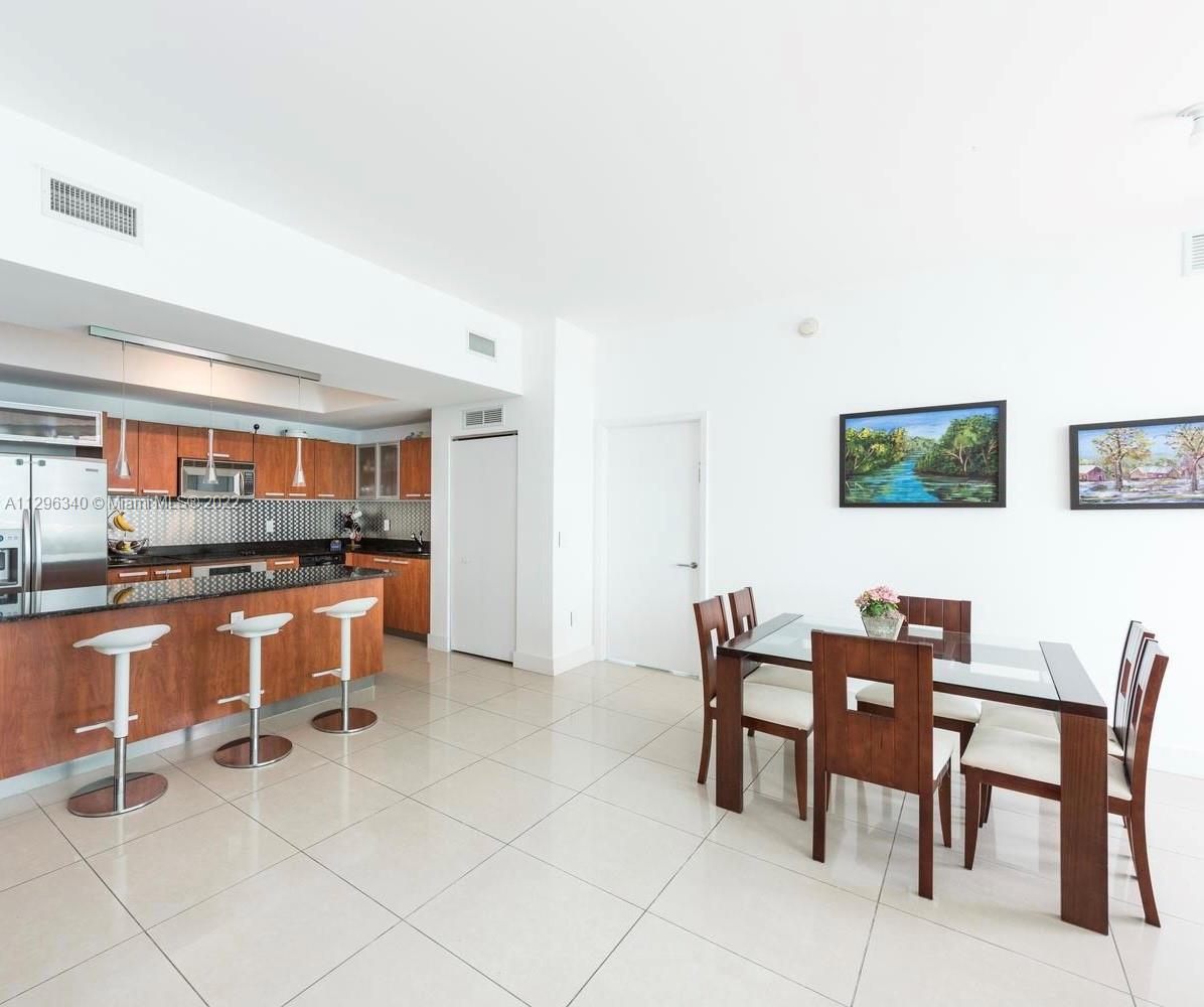 THE ATRIUM AT AVENTURA CO - Residential Lease