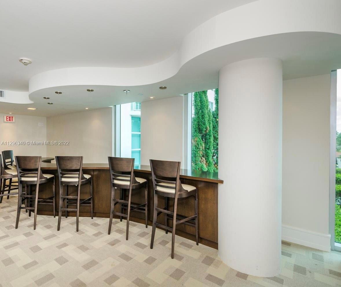 THE ATRIUM AT AVENTURA CO - Residential Lease