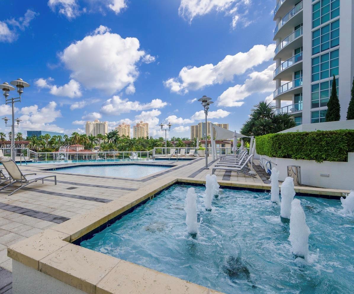 THE ATRIUM AT AVENTURA CO - Residential Lease