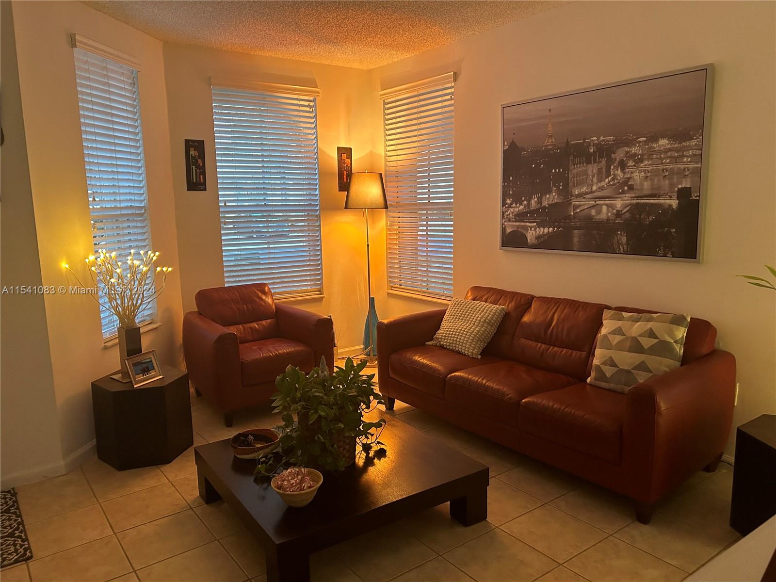 RIVIERA ISLES IV - Residential