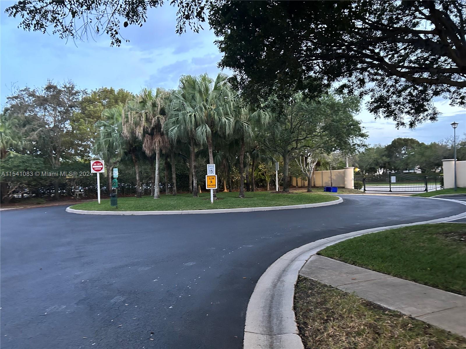 RIVIERA ISLES IV - Residential
