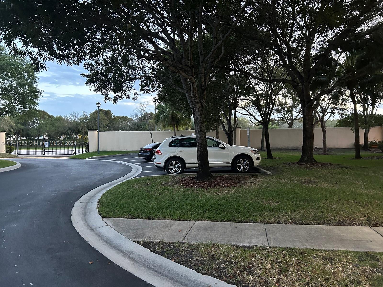 RIVIERA ISLES IV - Residential