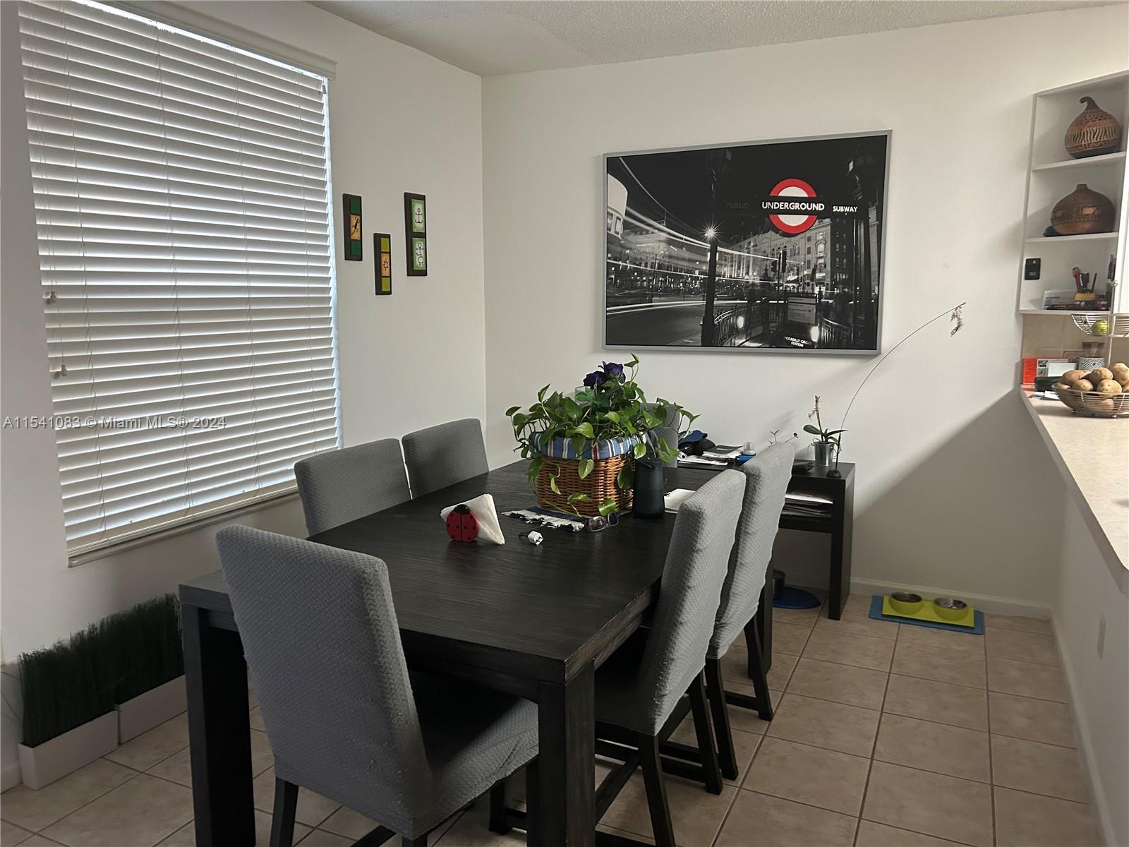 RIVIERA ISLES IV - Residential