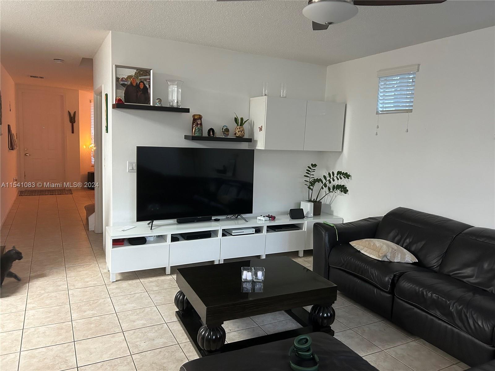 RIVIERA ISLES IV - Residential